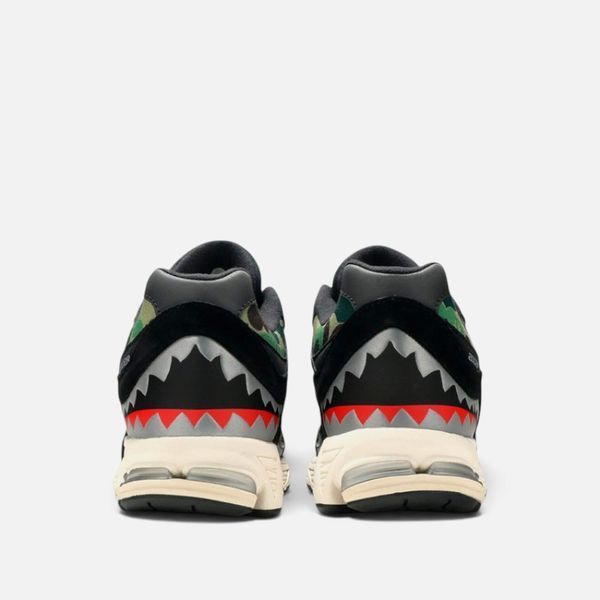 Кросівки New Balance 2002R BAPE Black / M2002RBF 41 розмір взуття H530-M2002RBF-41 фото